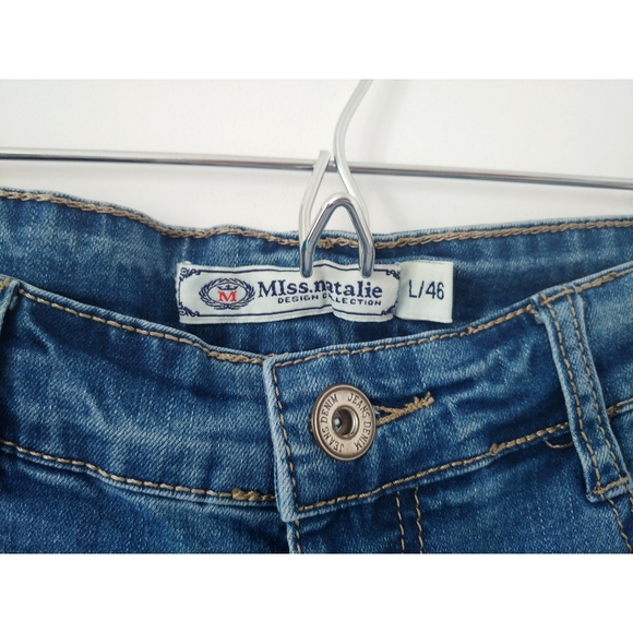 Miss Natalie Jeans - Picture 6 of 7